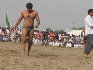 Indian Wrestler's Hot Bulge